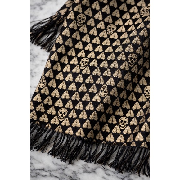 Alexander McQueen Accessories - Alexander McQueen Scarf Unisex OS Gold Black Silk Skull Heart Fringe Italy Luxe